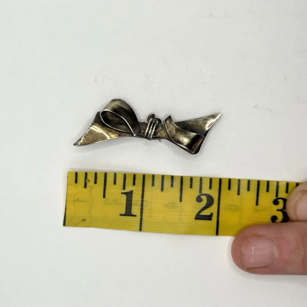 Vintage 1/20 12k GF Gold Filled Sculptural Bow Modernist Retro Ribbon Pin Brooch